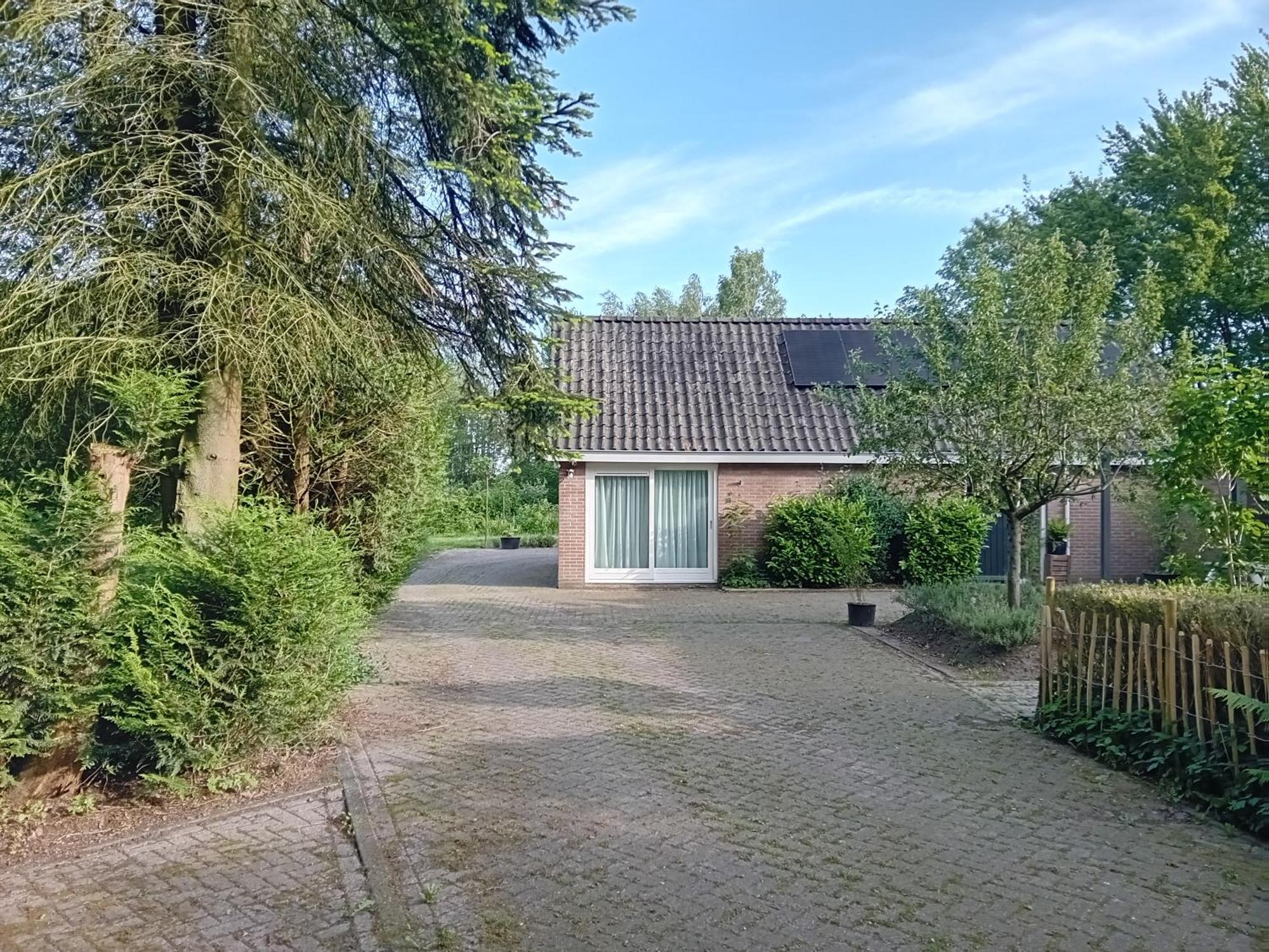 Ruim Huisje Op Een Prachtige Plek Hemrik المظهر الخارجي الصورة